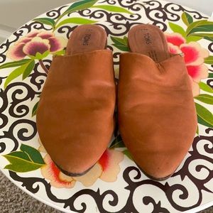 Toms mules